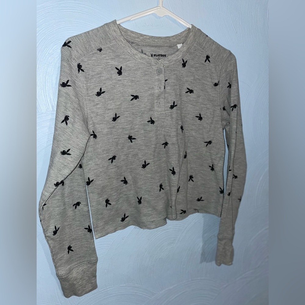PacSun Beige Long Sleeve Crop Henley with Black Bunny Print
